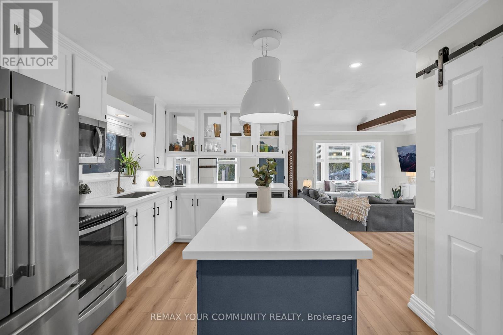 20 Farley Circle, Georgina, Ontario  L0E 1S0 - Photo 21 - N12891448