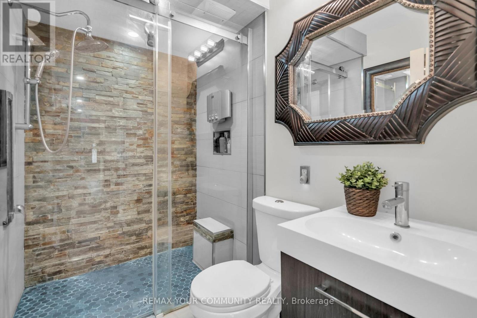 20 Farley Circle, Georgina, Ontario  L0E 1S0 - Photo 26 - N12891448