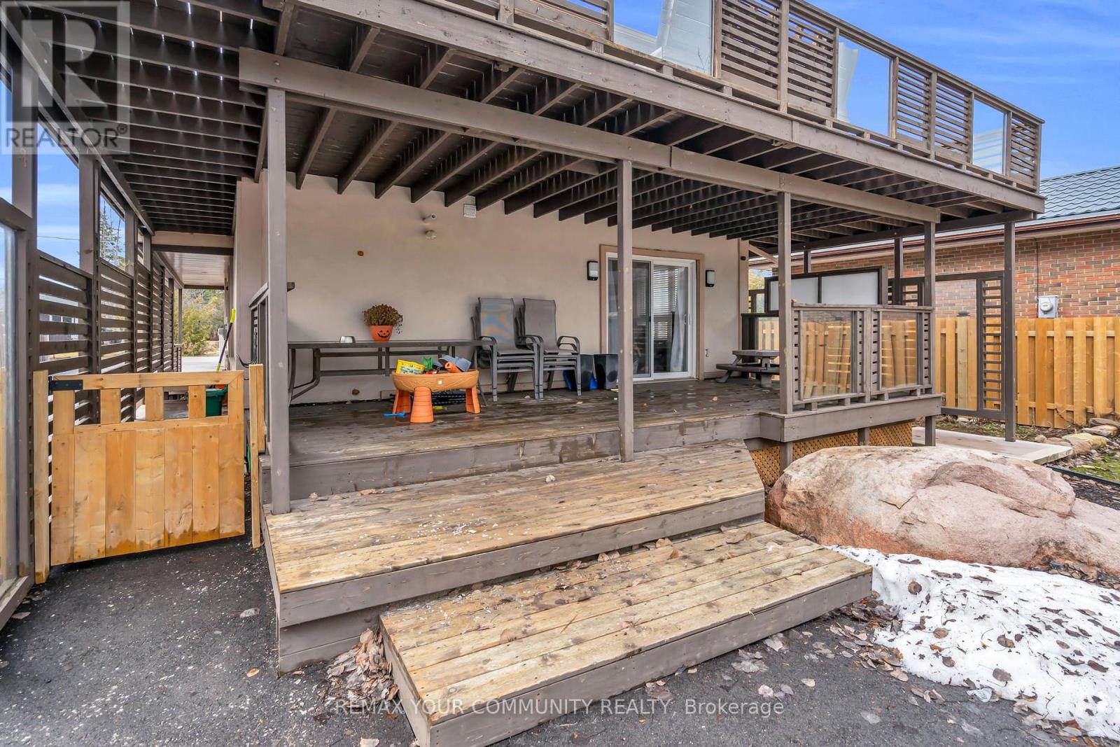 20 Farley Circle, Georgina, Ontario  L0E 1S0 - Photo 35 - N12891448