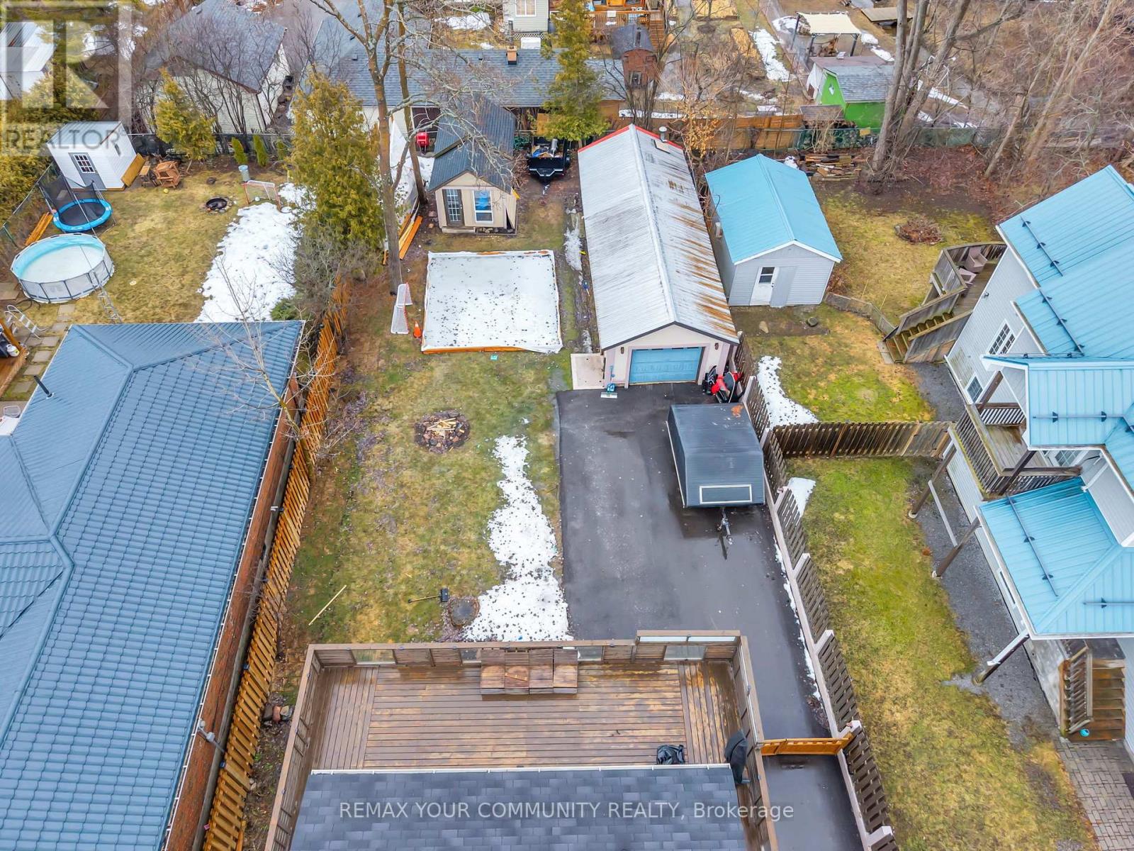 20 Farley Circle, Georgina, Ontario  L0E 1S0 - Photo 38 - N12891448