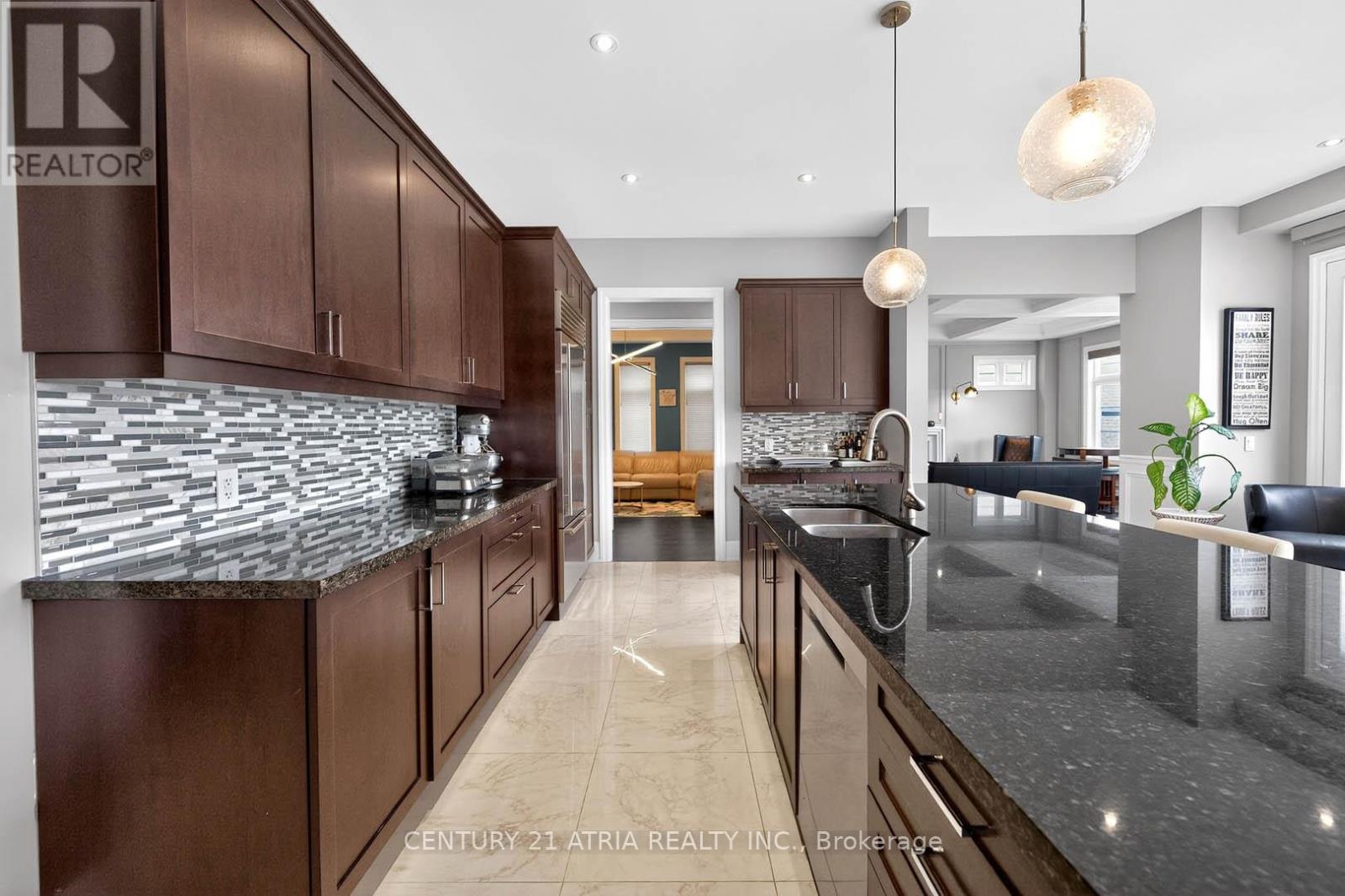 122 Burns Boulevard, King, Ontario  L7B 0M2 - Photo 13 - N12891528