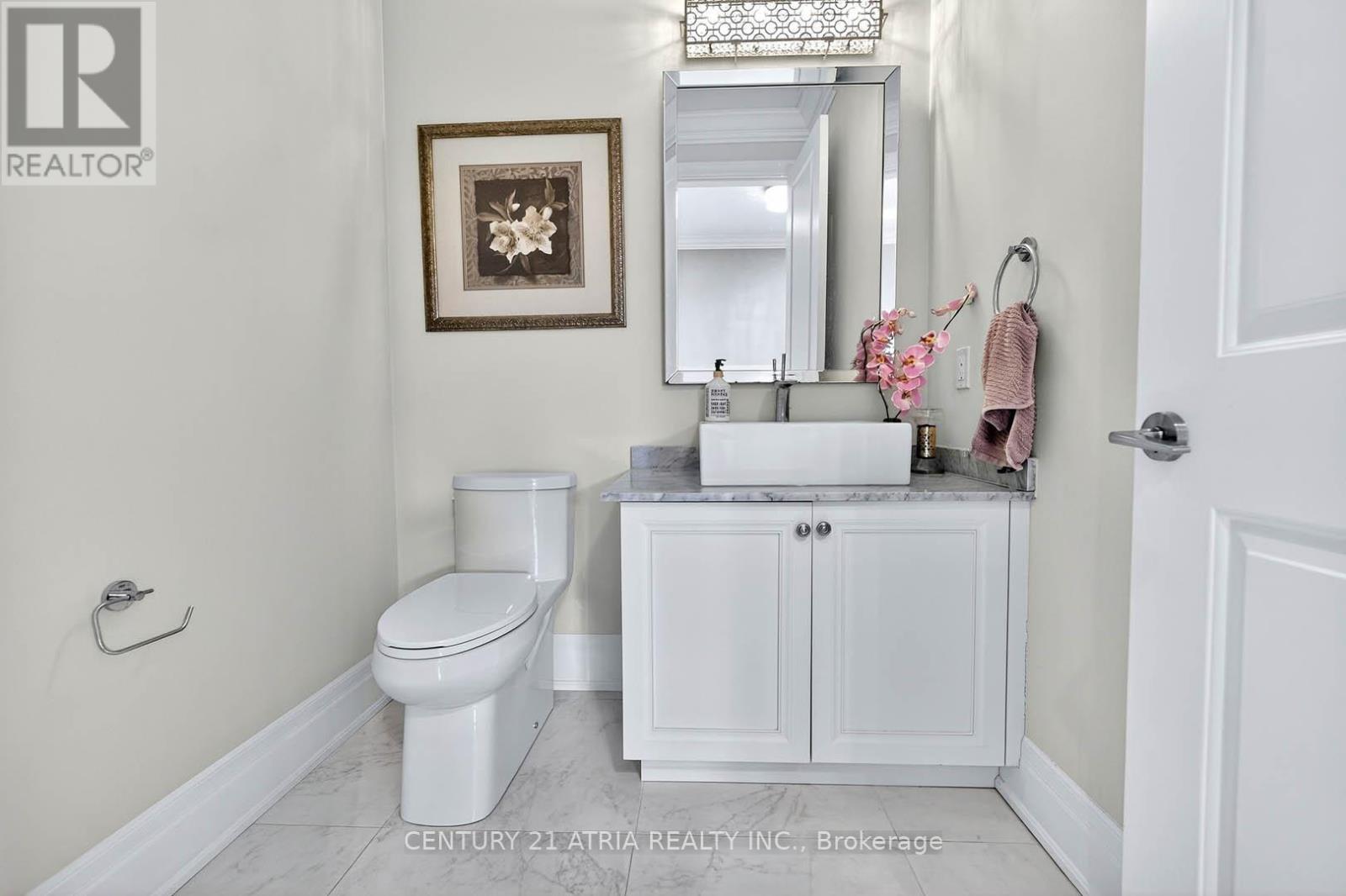 122 Burns Boulevard, King, Ontario  L7B 0M2 - Photo 23 - N12891528