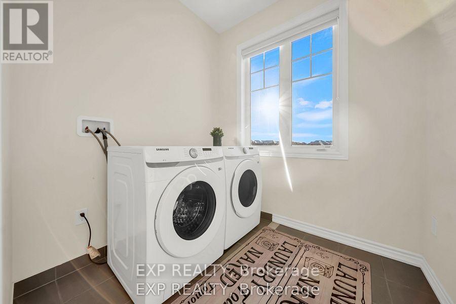 108 Durham Avenue, Barrie, Ontario  L9J 0L8 - Photo 16 - S12891288