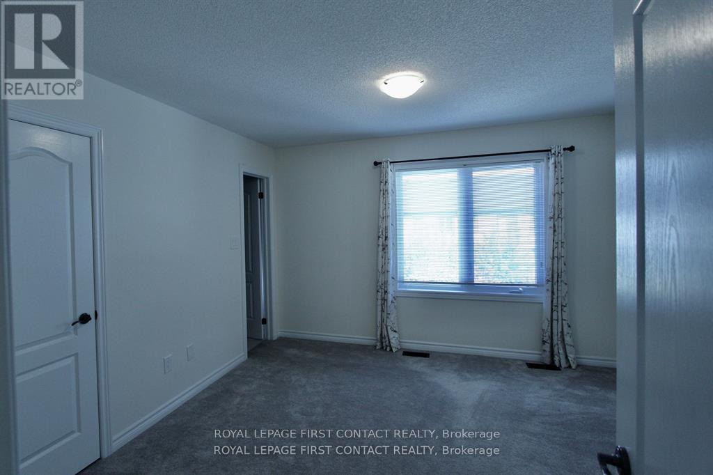 12 Deneb Street, Barrie, Ontario  L4M 0K6 - Photo 14 - S12891308