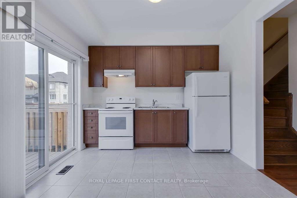 12 Deneb Street, Barrie, Ontario  L4M 0K6 - Photo 6 - S12891308