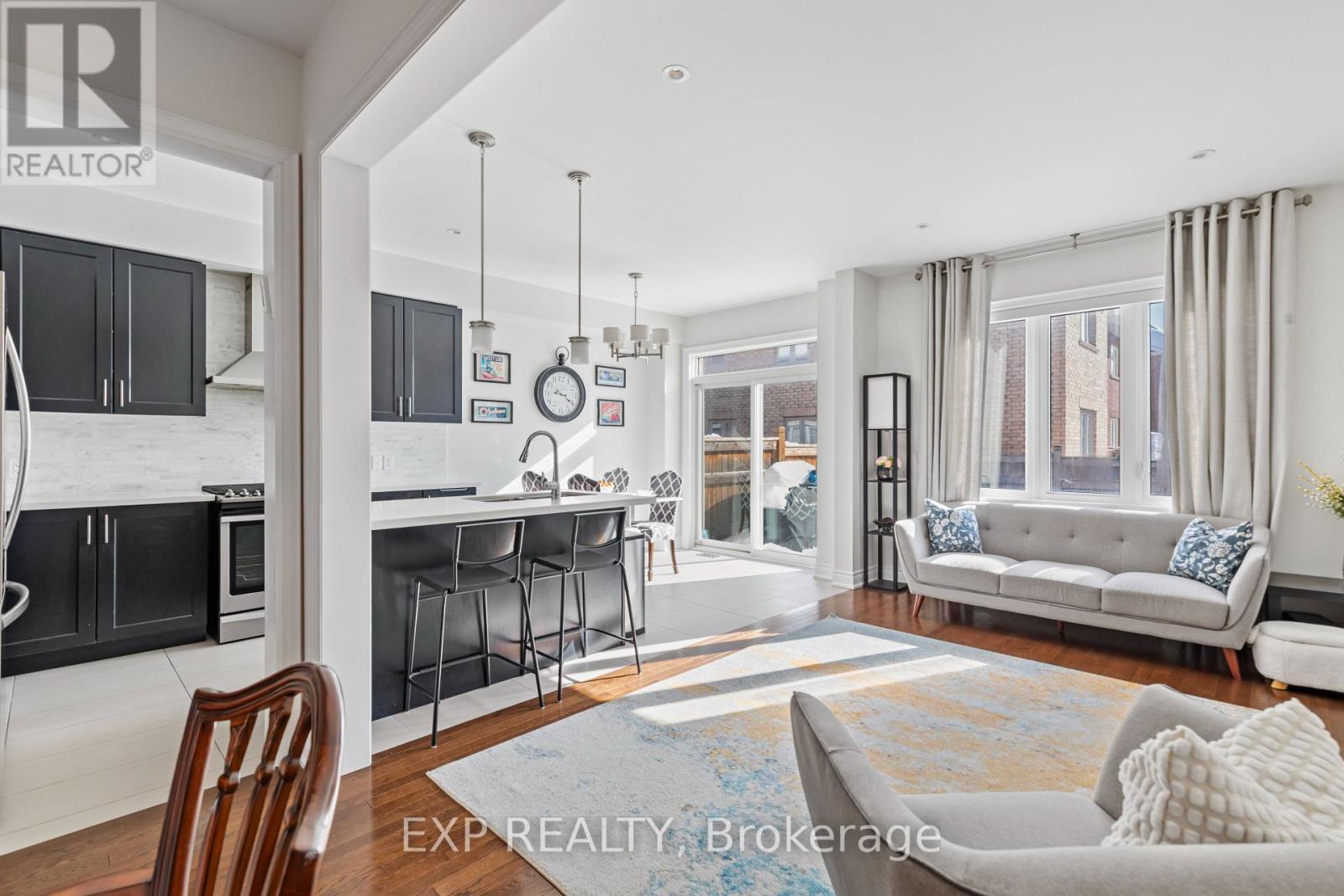 7 GOLDTHREAD TERRACE, Toronto, Ontario