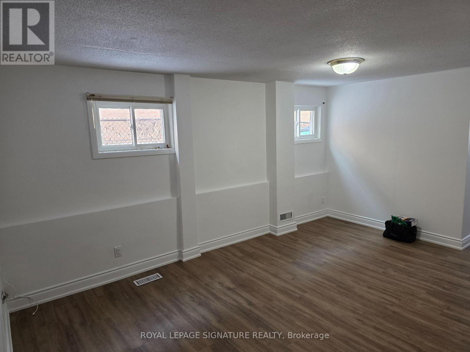 Main/lower - 3257 Lednier Terrace, Mississauga (Applewood), Ontario  L4Y 3Z7 - Photo 5 - W12789812