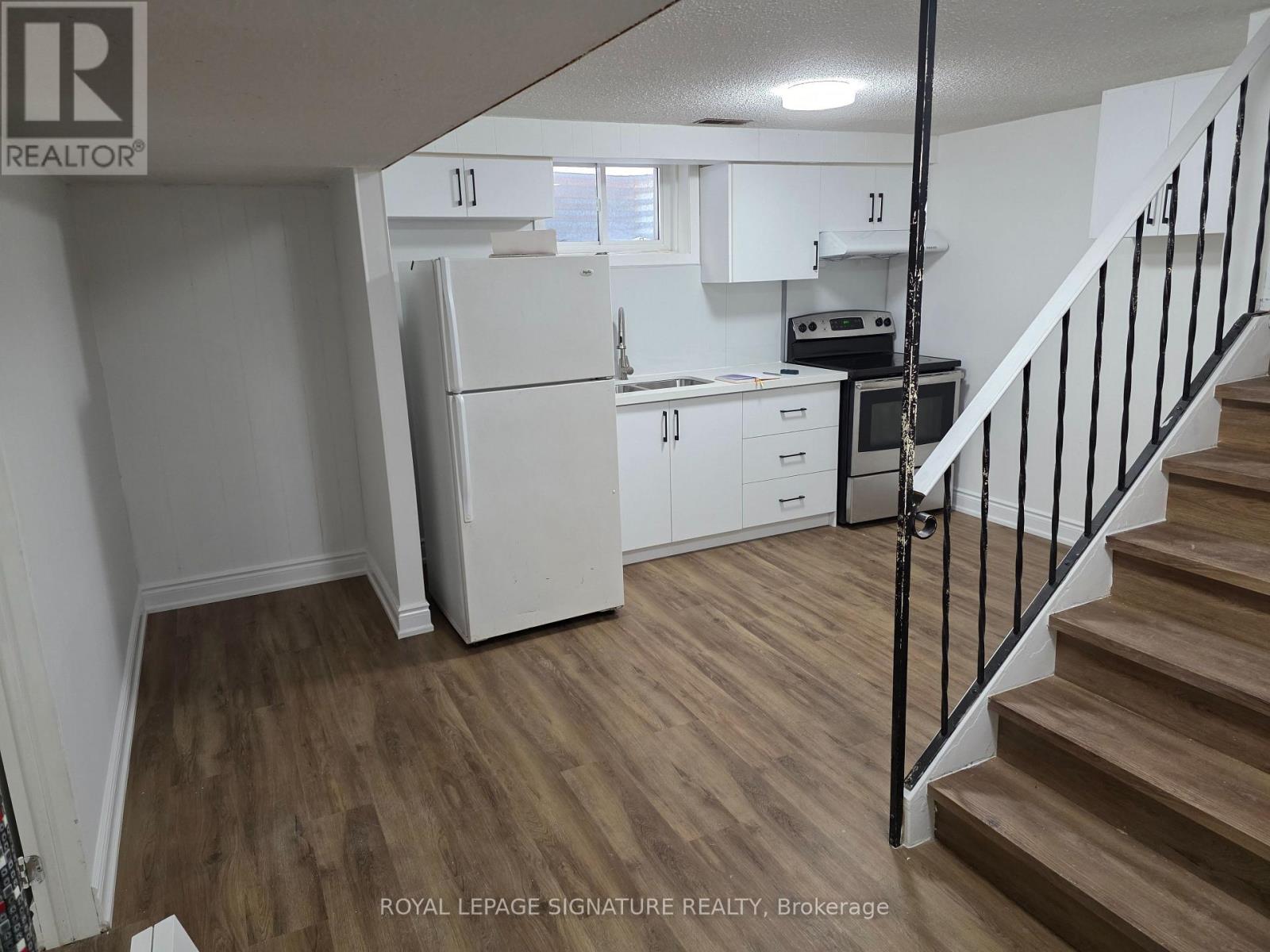 Main/lower - 3257 Lednier Terrace, Mississauga (Applewood), Ontario  L4Y 3Z7 - Photo 6 - W12789812