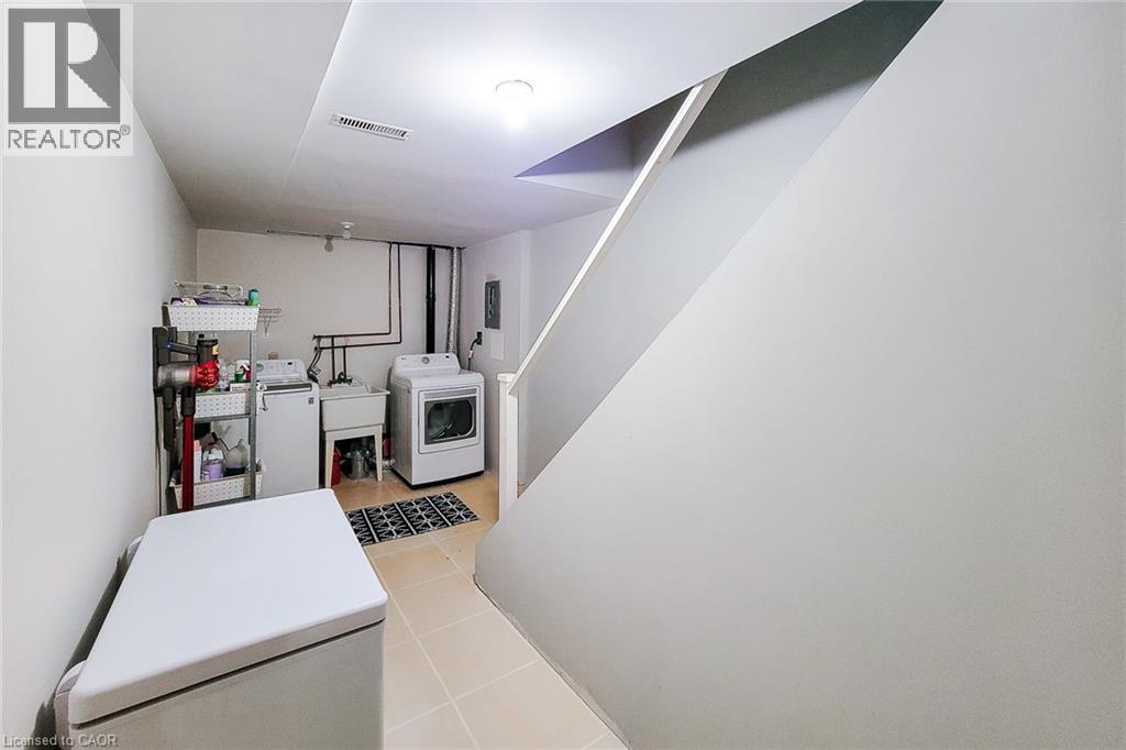 79 Braeheid Avenue Unit# 17, Waterdown, Ontario  L8B 0C6 - Photo 18 - 40811014