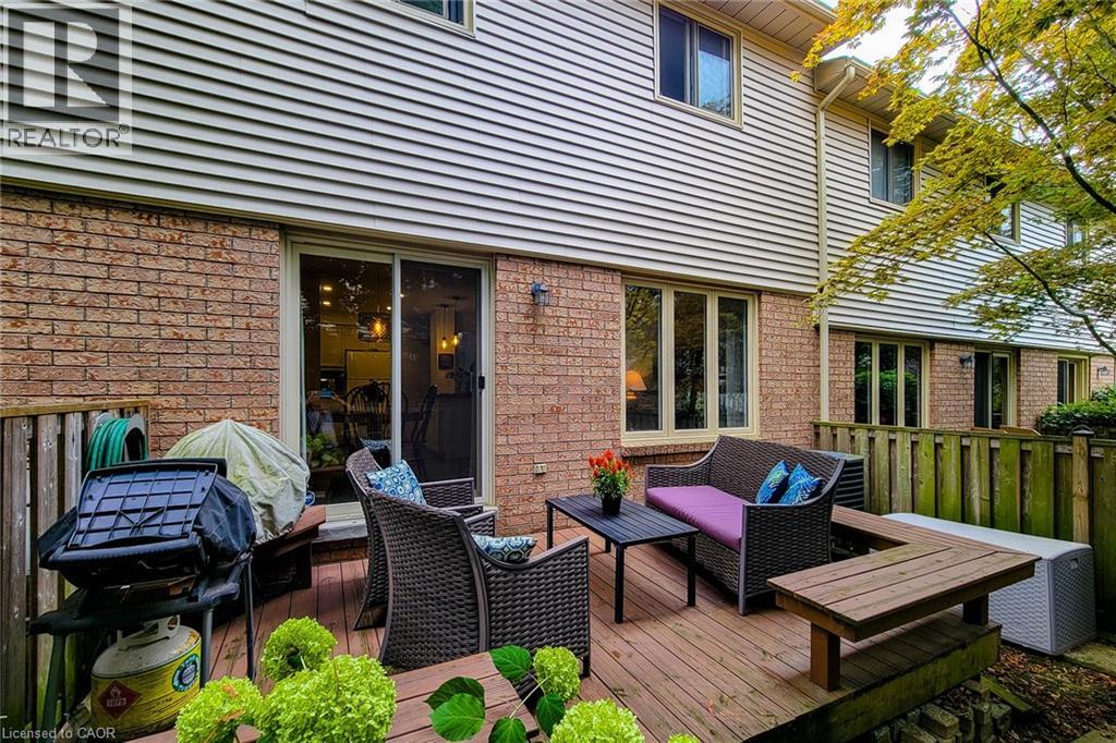 79 Braeheid Avenue Unit# 17, Waterdown, Ontario  L8B 0C6 - Photo 3 - 40811014