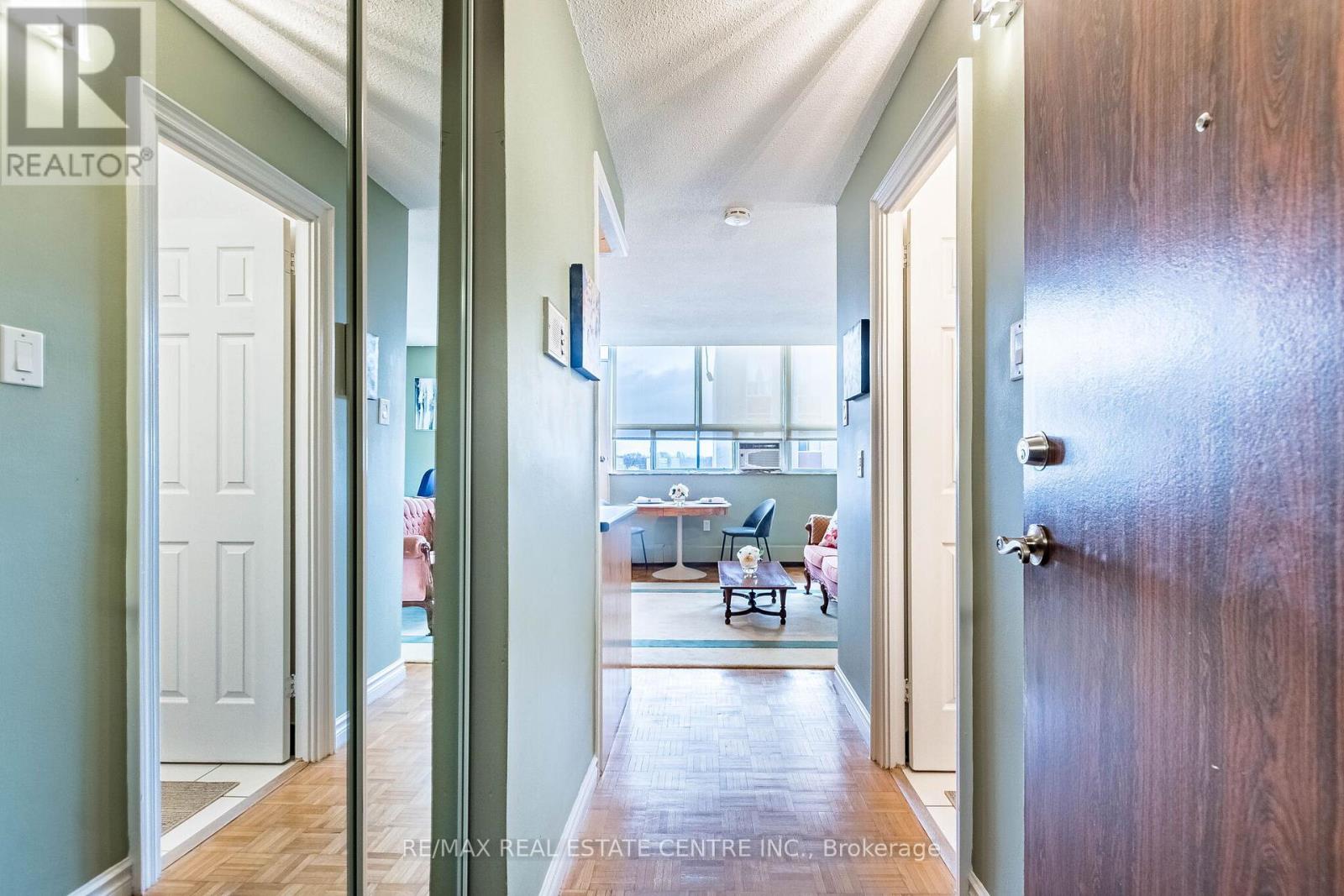 Ph4/604 - 3625 Lakeshore Boulevard, Toronto, Ontario  M8W 4W2 - Photo 10 - W12891270