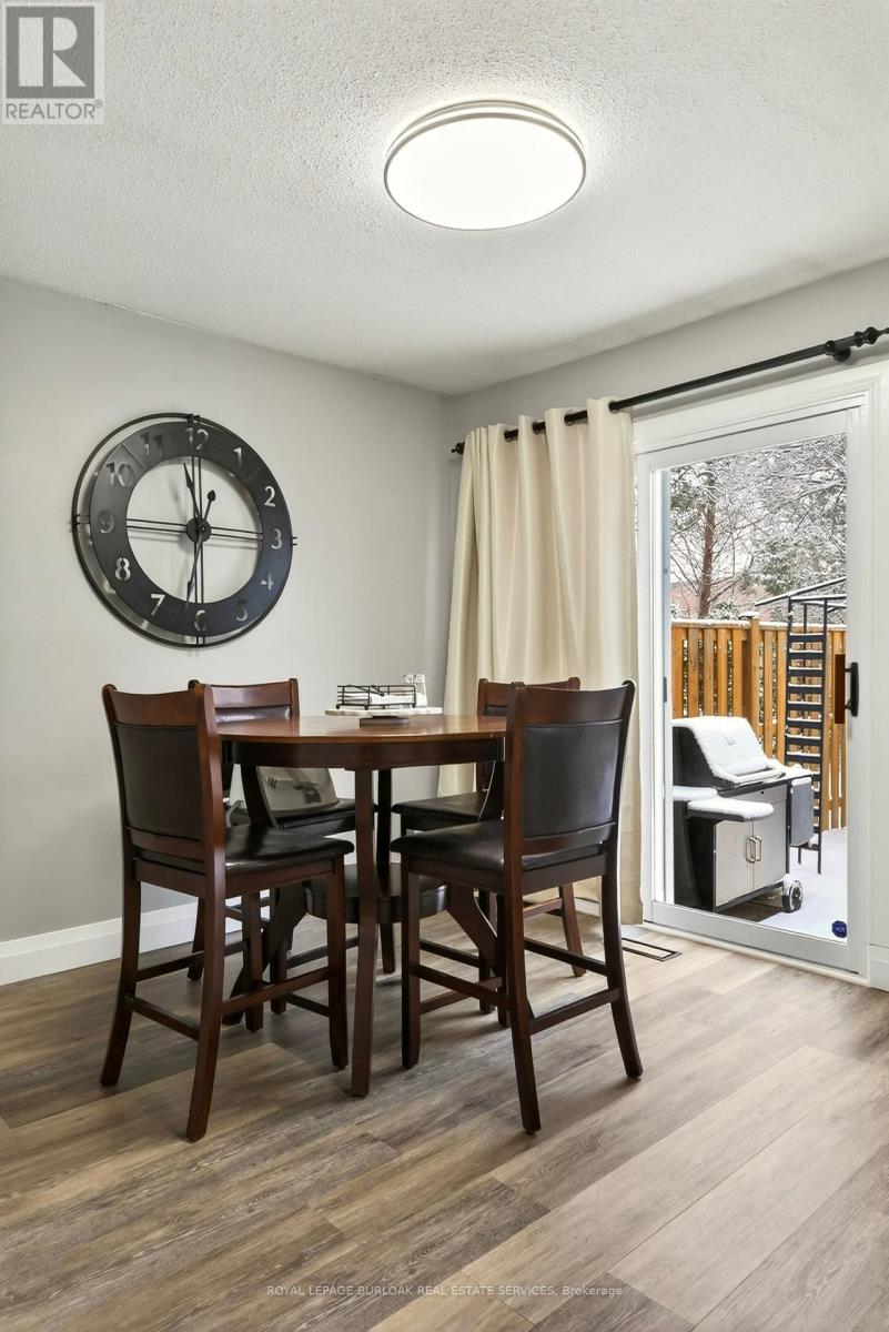 1 - 2185 Fairchild Boulevard, Burlington (Tyandaga), Ontario  L7P 3P6 - Photo 19 - W12891298