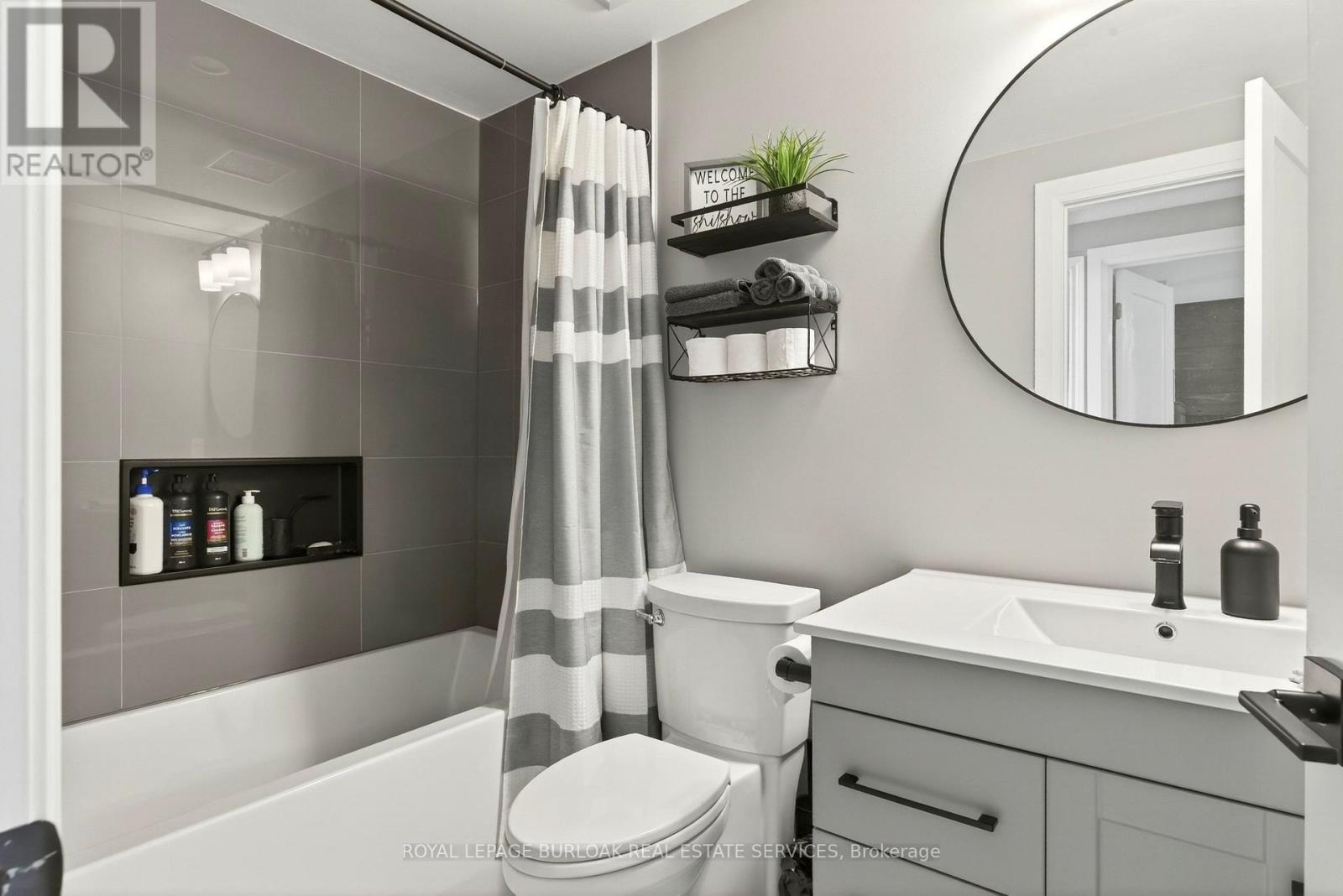 1 - 2185 Fairchild Boulevard, Burlington (Tyandaga), Ontario  L7P 3P6 - Photo 28 - W12891298