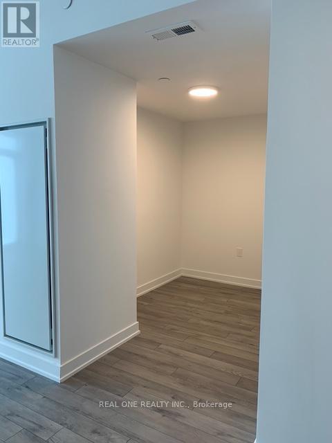 529 - 1005 Dundas Street E, Oakville, Ontario  L6H 8C7 - Photo 13 - W12891340