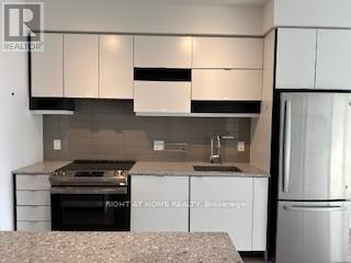4311 - 4065 Confederation Parkway, Mississauga, Ontario  L5B 0L4 - Photo 10 - W12891358