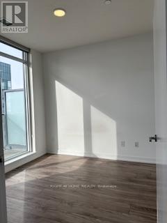 4311 - 4065 Confederation Parkway, Mississauga, Ontario  L5B 0L4 - Photo 13 - W12891358