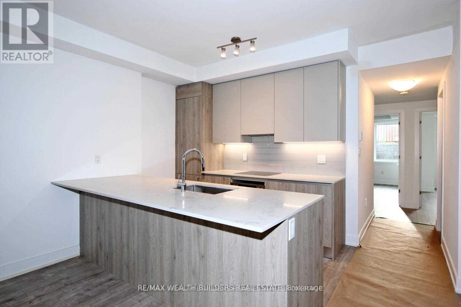 25 - 28 Marina Avenue, Toronto, Ontario  M8W 1K2 - Photo 11 - W12891422