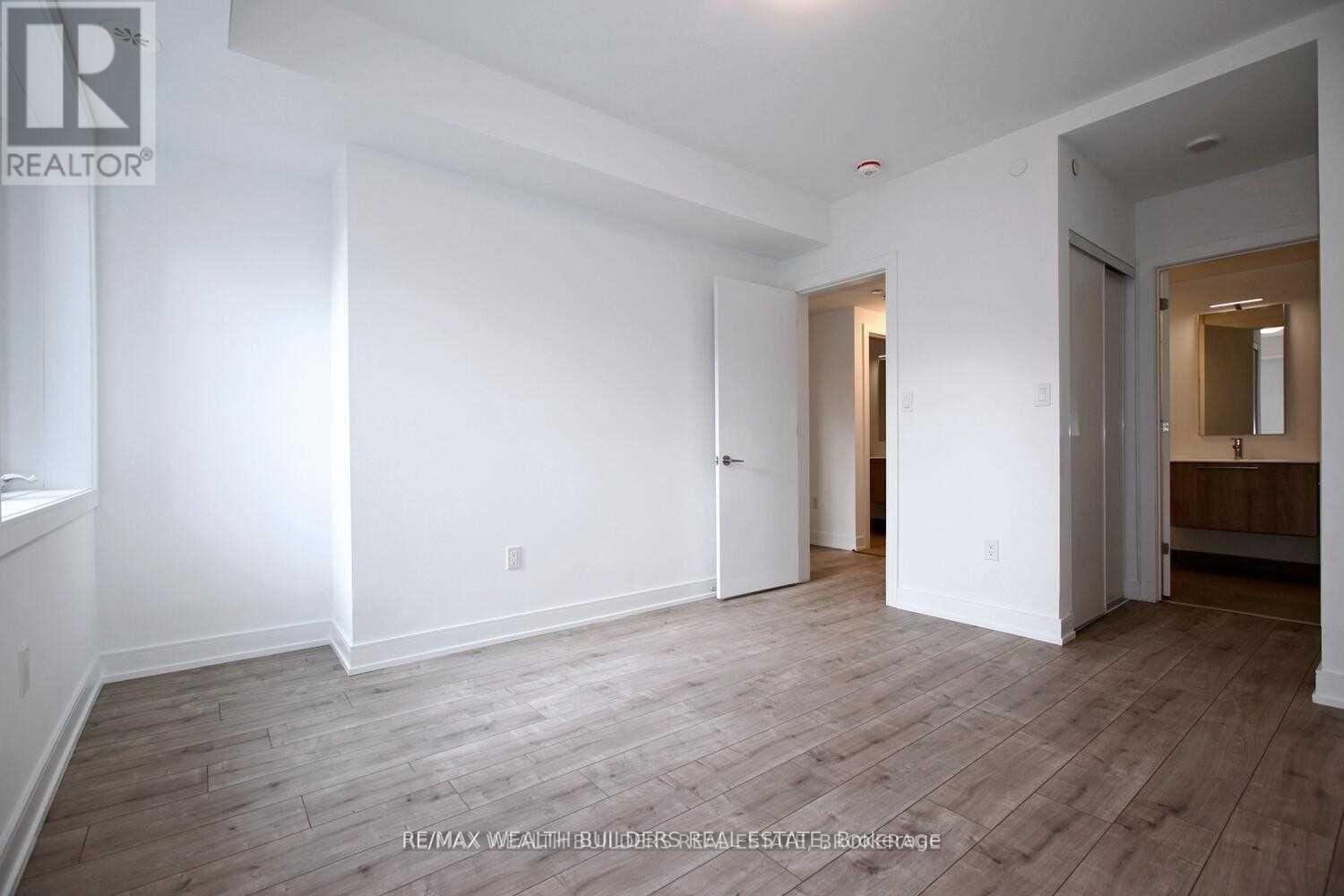 25 - 28 Marina Avenue, Toronto, Ontario  M8W 1K2 - Photo 15 - W12891422