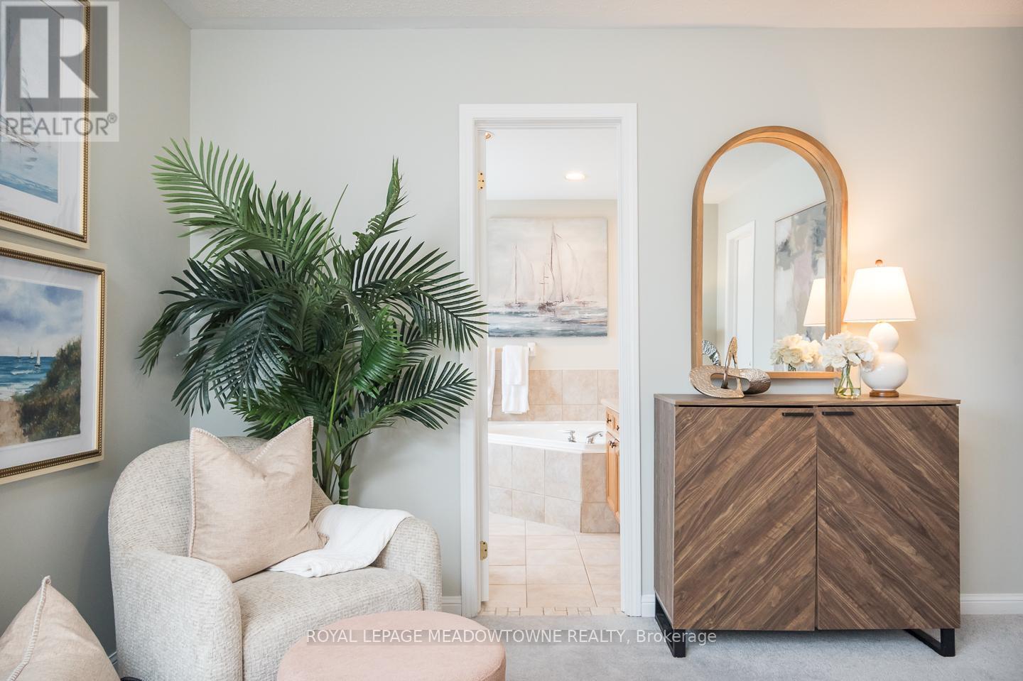 703 Edwards Avenue, Milton, Ontario  L9T 6B4 - Photo 25 - W12891424