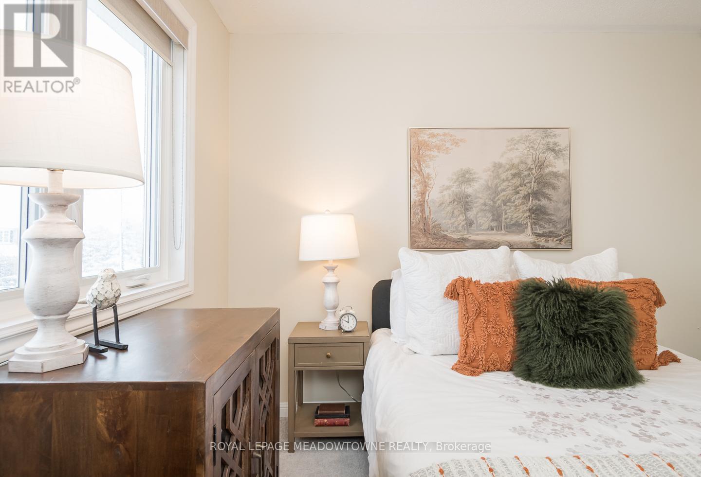 703 Edwards Avenue, Milton, Ontario  L9T 6B4 - Photo 32 - W12891424