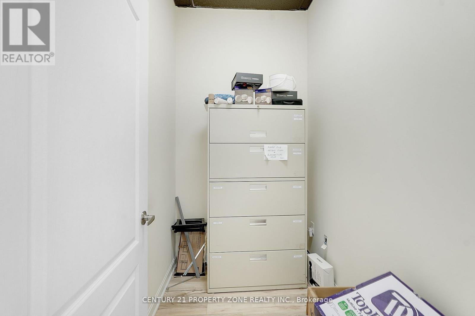 8 - 18371 Hurontario Street, Caledon (Caledon Village), Ontario  L7K 0X7 - Photo 12 - W12891442