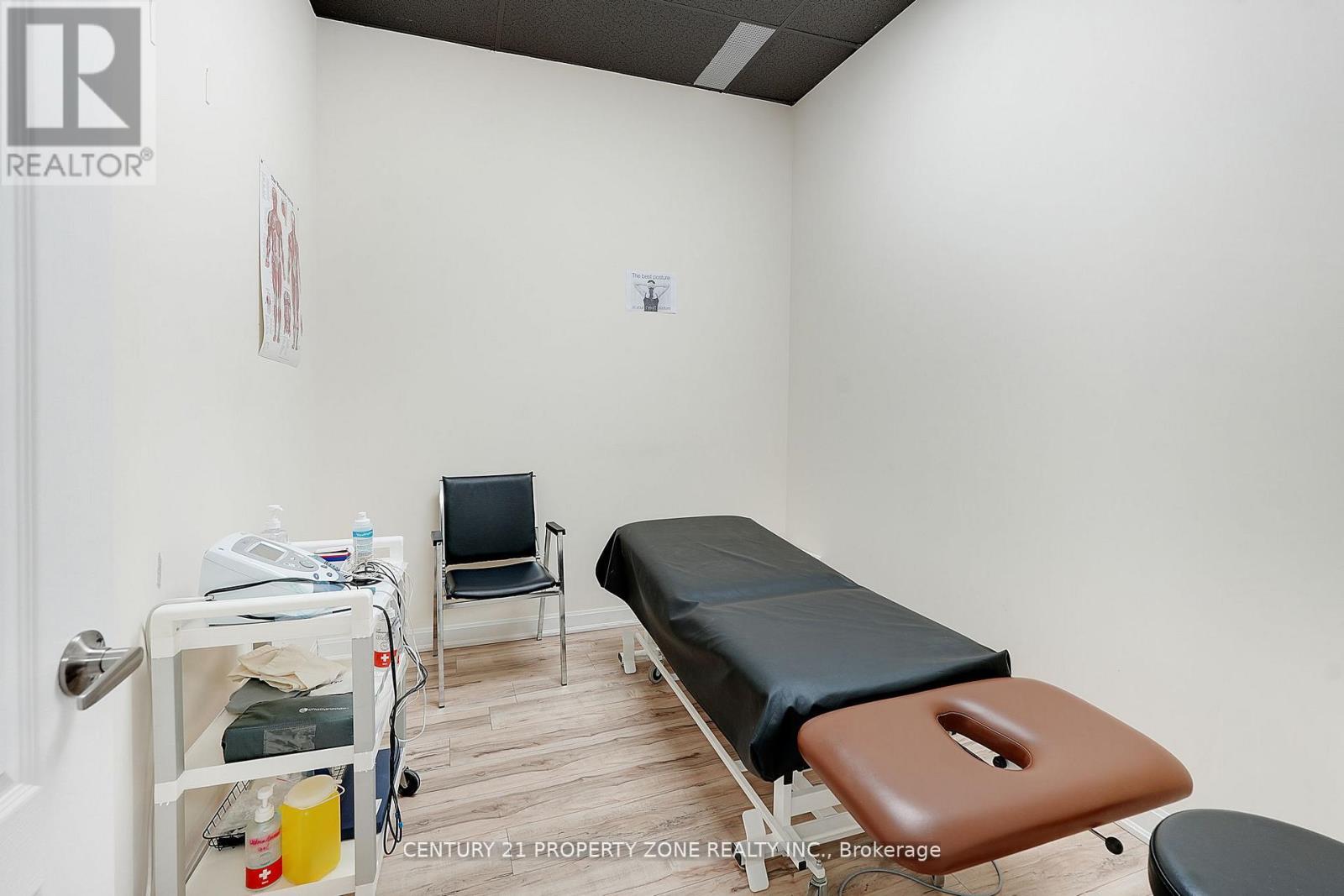 8 - 18371 Hurontario Street, Caledon (Caledon Village), Ontario  L7K 0X7 - Photo 15 - W12891442