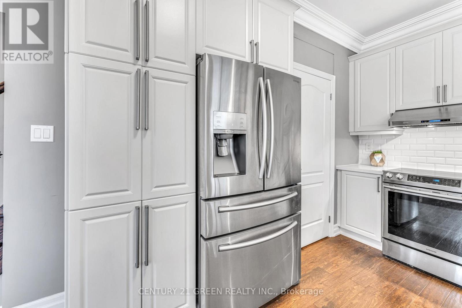 Upper - 85 Tysonville Circle, Brampton, Ontario  L7A 4B1 - Photo 14 - W12891486