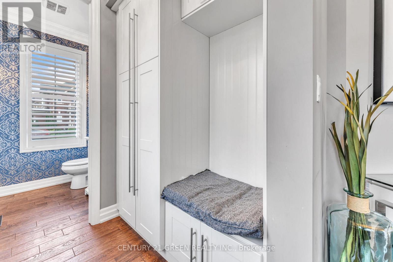 Upper - 85 Tysonville Circle, Brampton, Ontario  L7A 4B1 - Photo 7 - W12891486