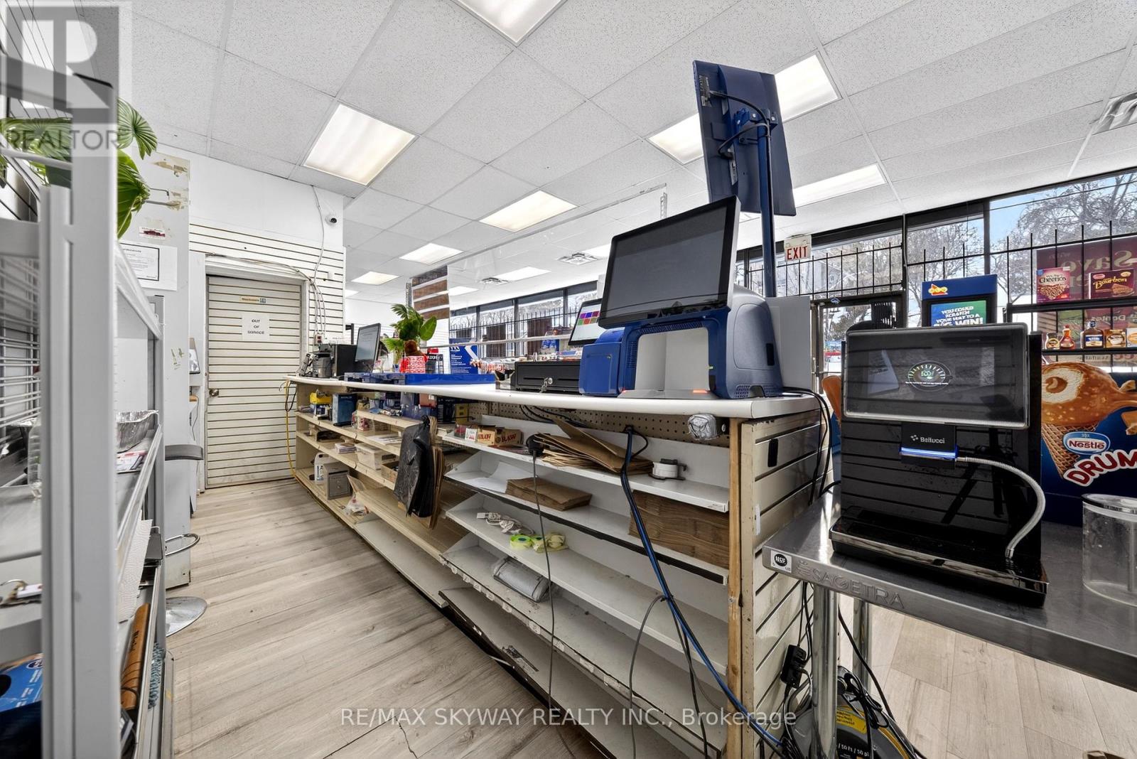 1463 Davenport Road, Toronto, Ontario  M6H 2H6 - Photo 14 - W12891504