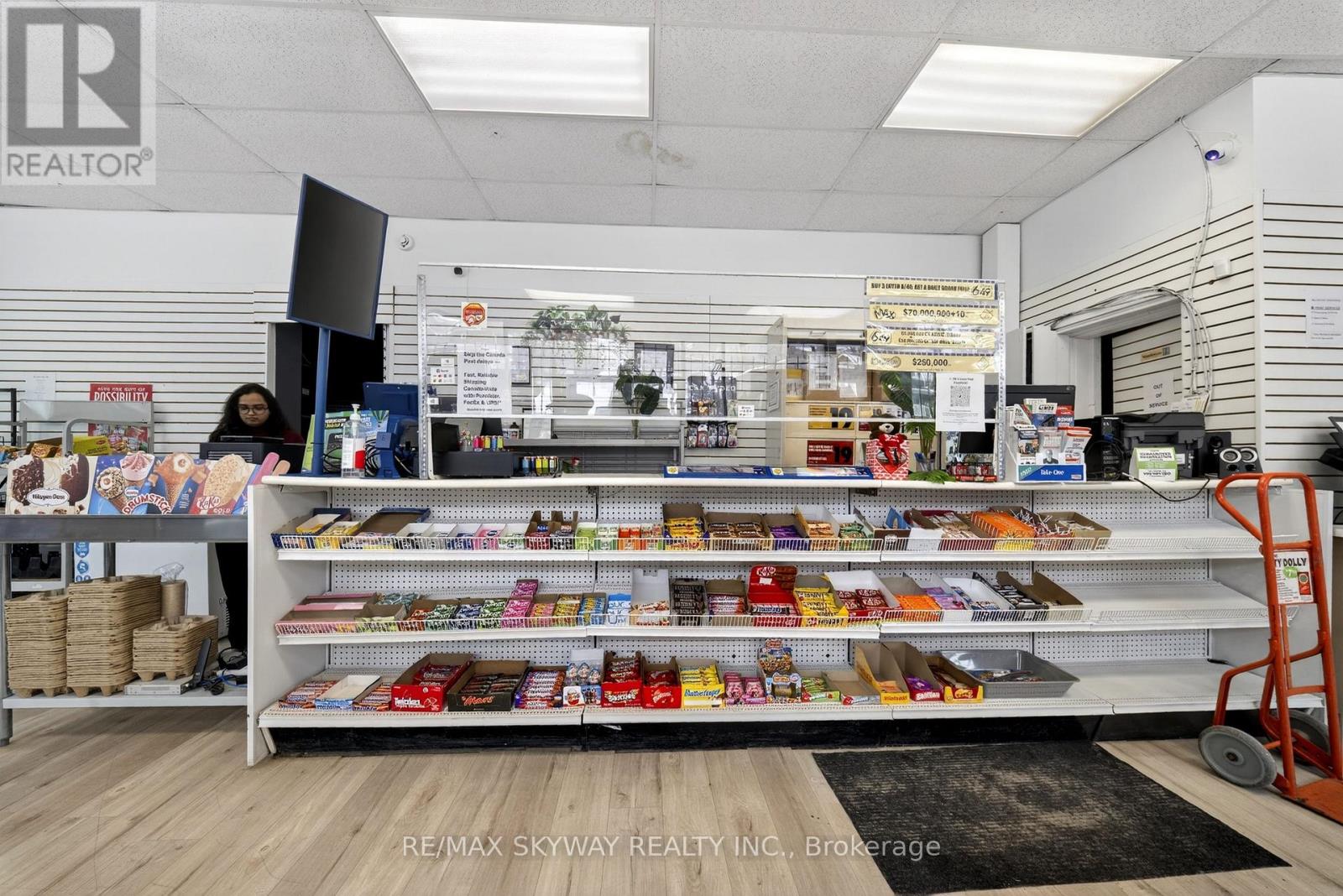 1463 Davenport Road, Toronto, Ontario  M6H 2H6 - Photo 16 - W12891504