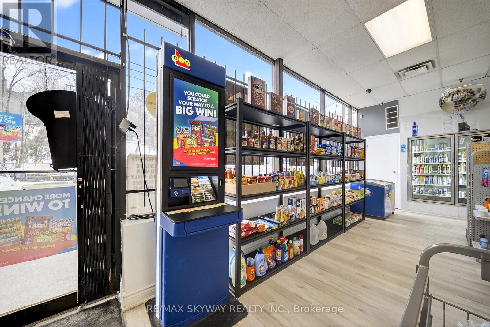 1463 Davenport Road, Toronto, Ontario  M6H 2H6 - Photo 18 - W12891504