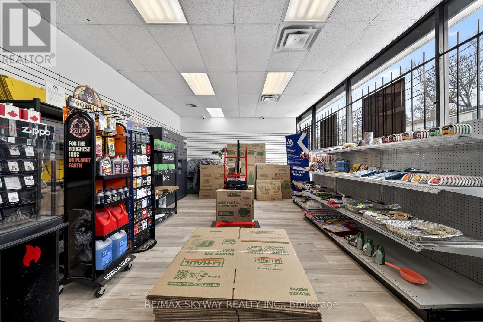 1463 Davenport Road, Toronto, Ontario  M6H 2H6 - Photo 6 - W12891504