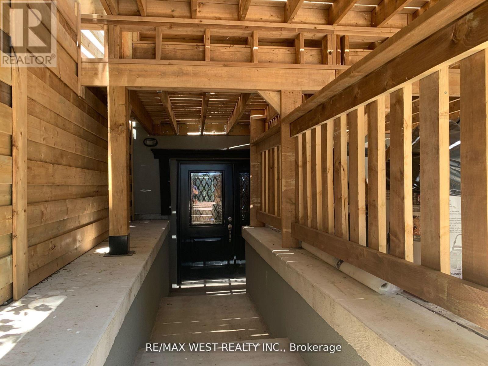 Lower - 1495 King Street W, Toronto, Ontario  M6K 1J4 - Photo 15 - W12891518