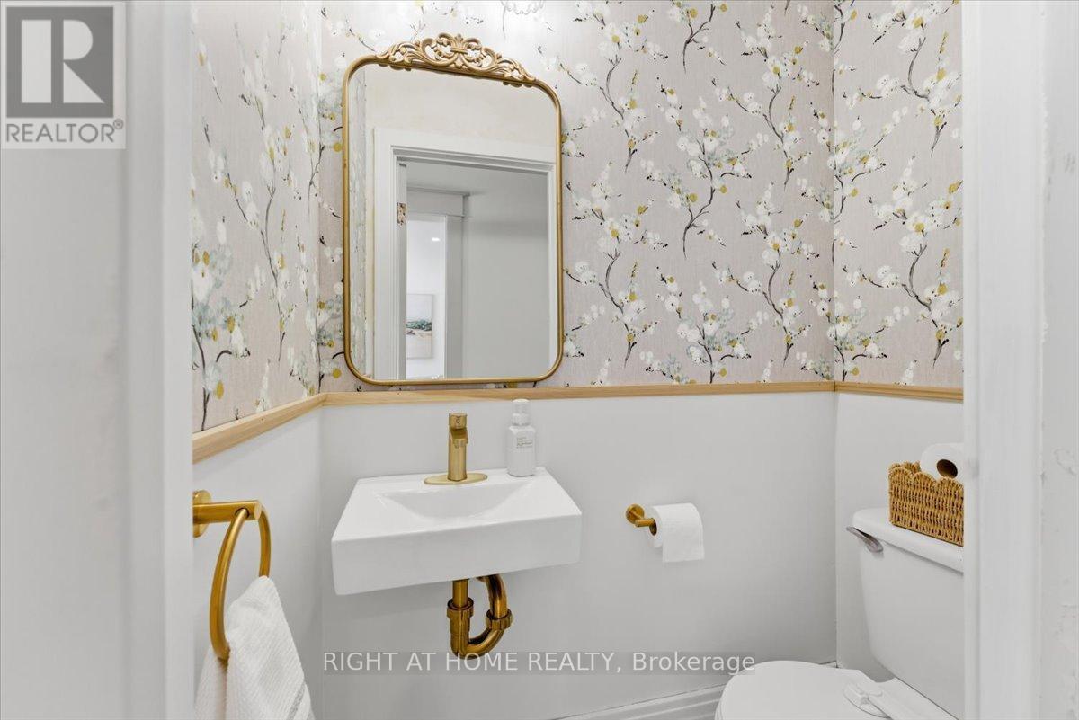 143 Russell Avenue, St. Catharines (Downtown), Ontario  L2R 1W2 - Photo 19 - X12891370