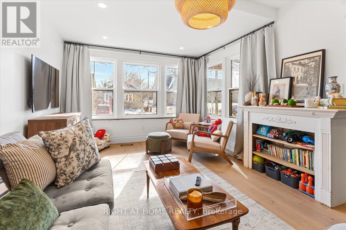 143 Russell Avenue, St. Catharines (Downtown), Ontario  L2R 1W2 - Photo 5 - X12891370