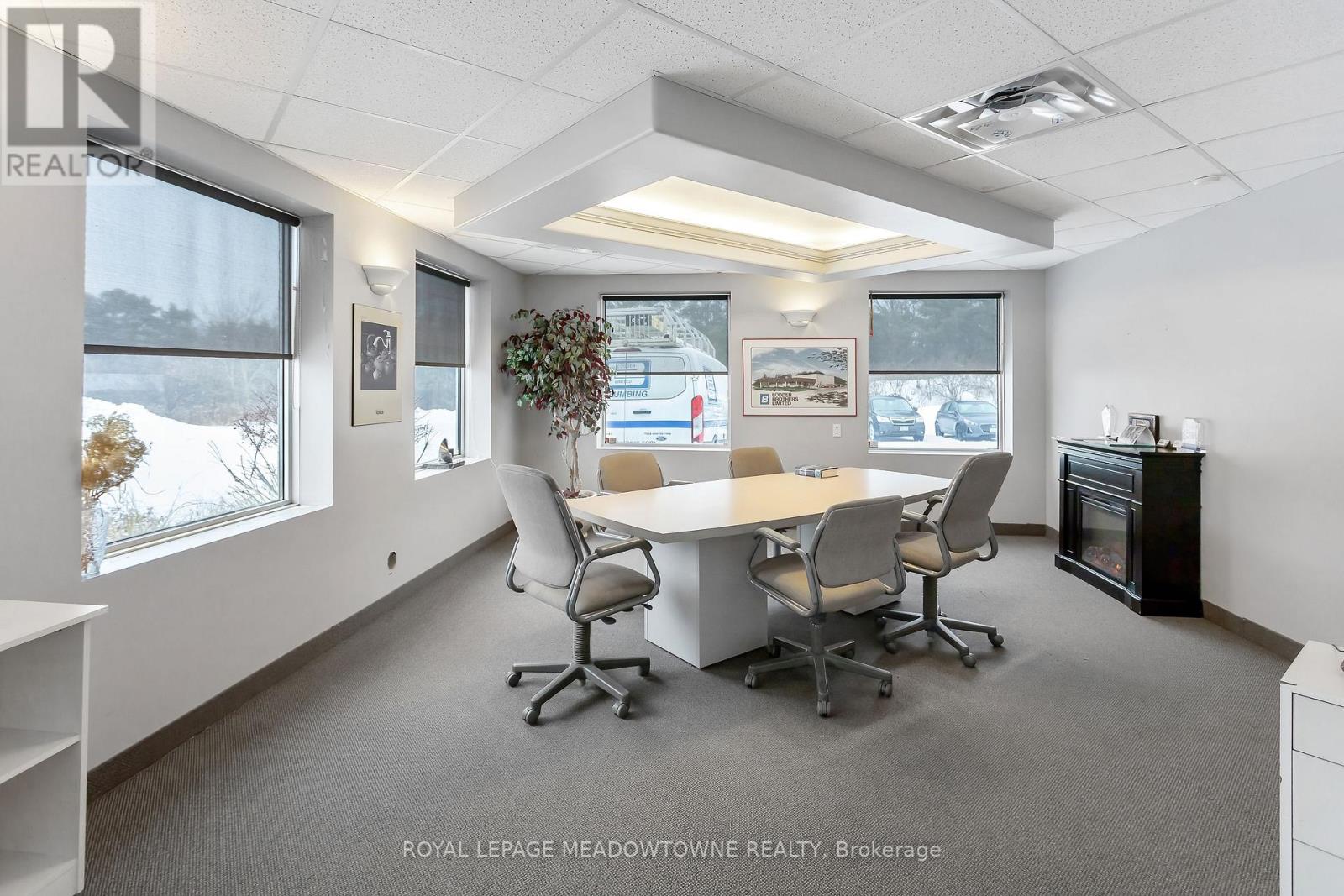 1 - 500 Maltby Road E, Guelph (Pineridge/westminster Woods), Ontario  N1L 1G4 - Photo 3 - X12891378