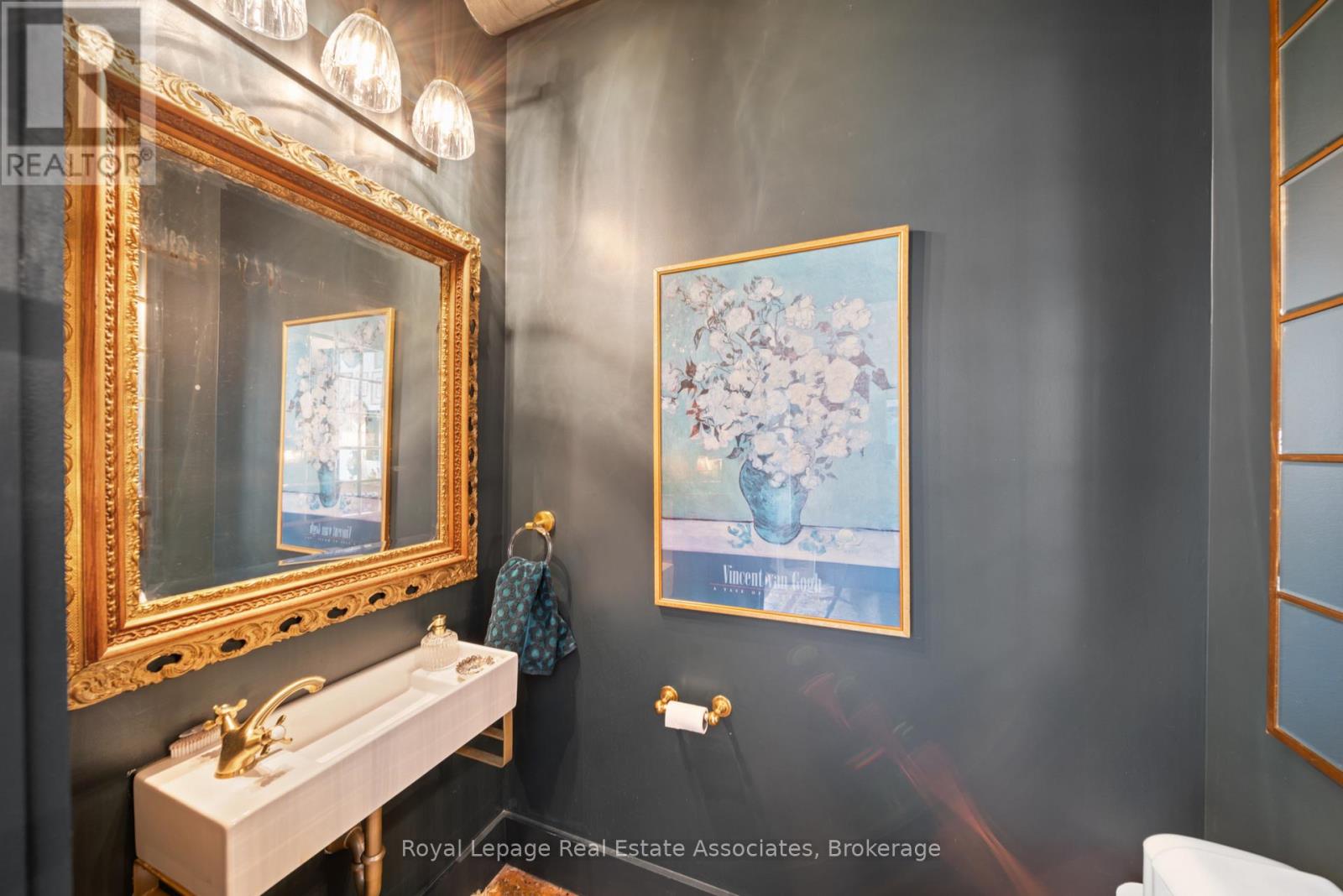 215 Ferguson Avenue S, Hamilton (Corktown), Ontario  L8N 2N2 - Photo 12 - X12891476