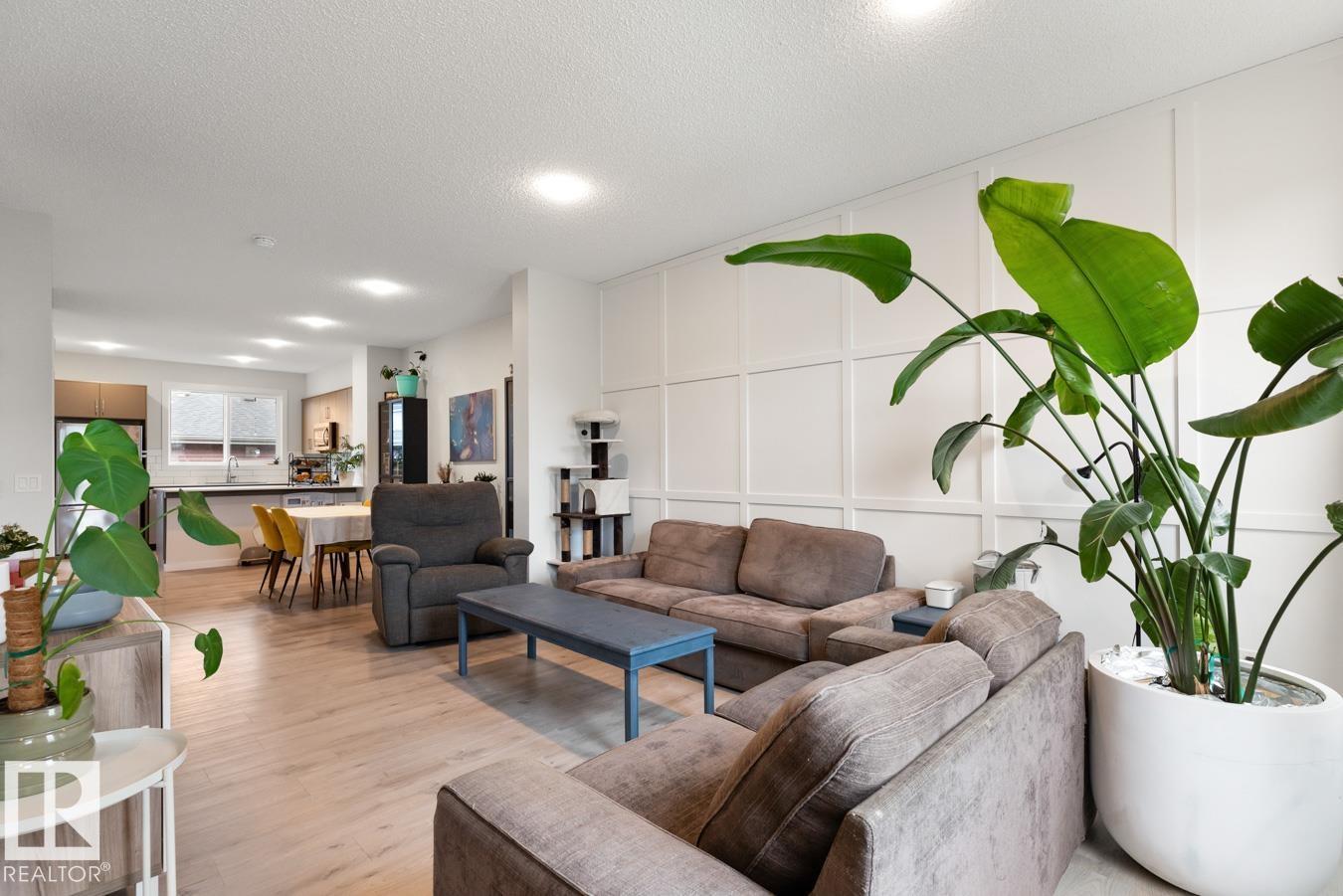 2147 MAPLE RD NW, edmonton, Alberta