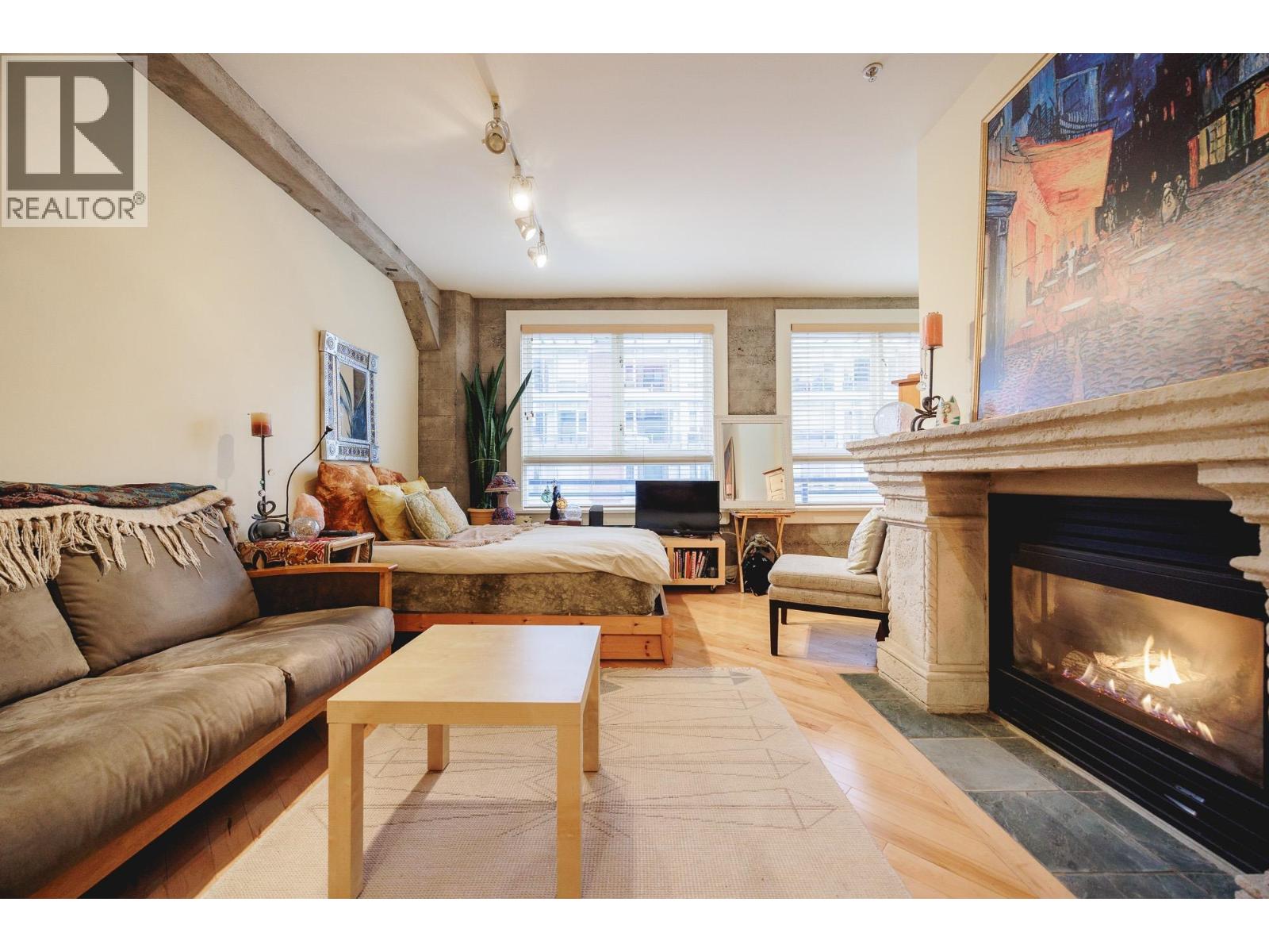 210 1216 Homer Street, Vancouver, British Columbia  V6B 6K5 - Photo 2 - R3097908