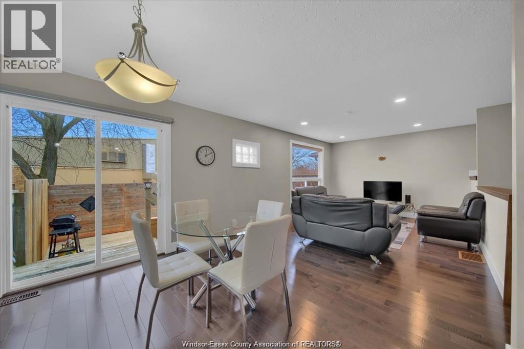 9940 Forest Glade Court, Windsor, Ontario  N8R 1W7 - Photo 8 - 26005574