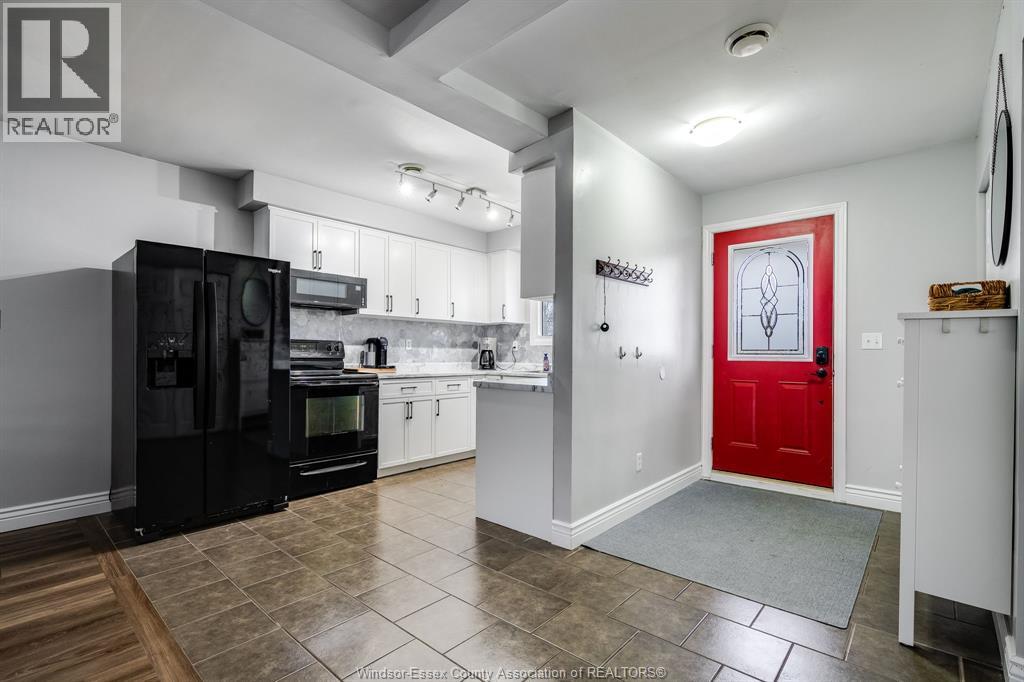 192 Owenwood, Kingsville, Ontario  N9Y 3L2 - Photo 3 - 26005573