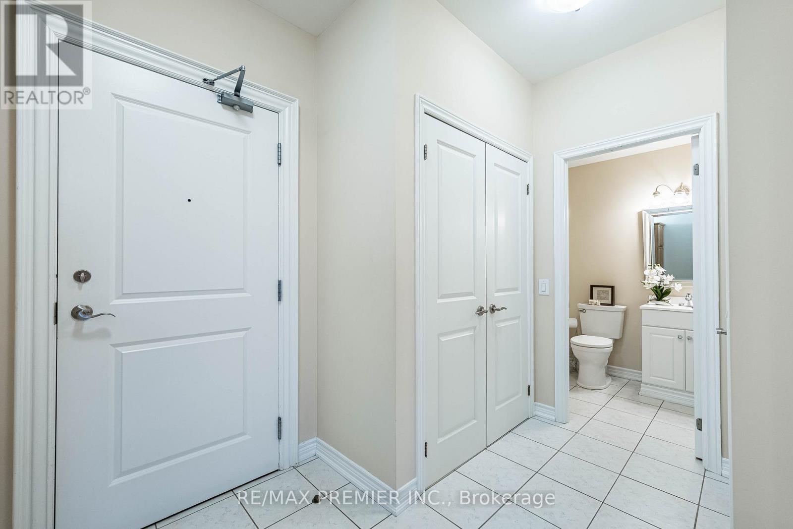 Unit 6 - 9519 Keele Street, Vaughan, Ontario  L6A 4A2 - Photo 12 - N12882936