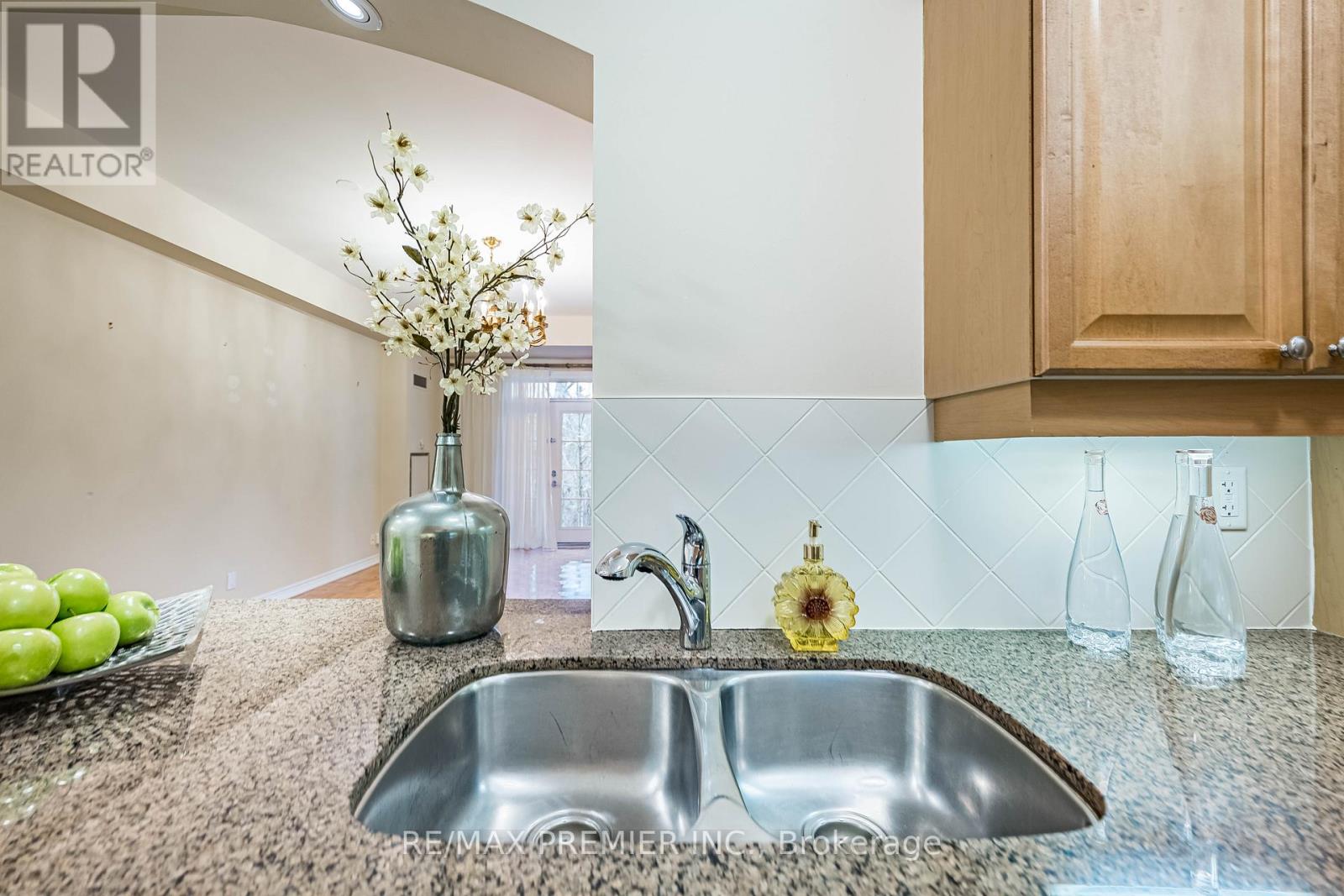 Unit 6 - 9519 Keele Street, Vaughan, Ontario  L6A 4A2 - Photo 23 - N12882936