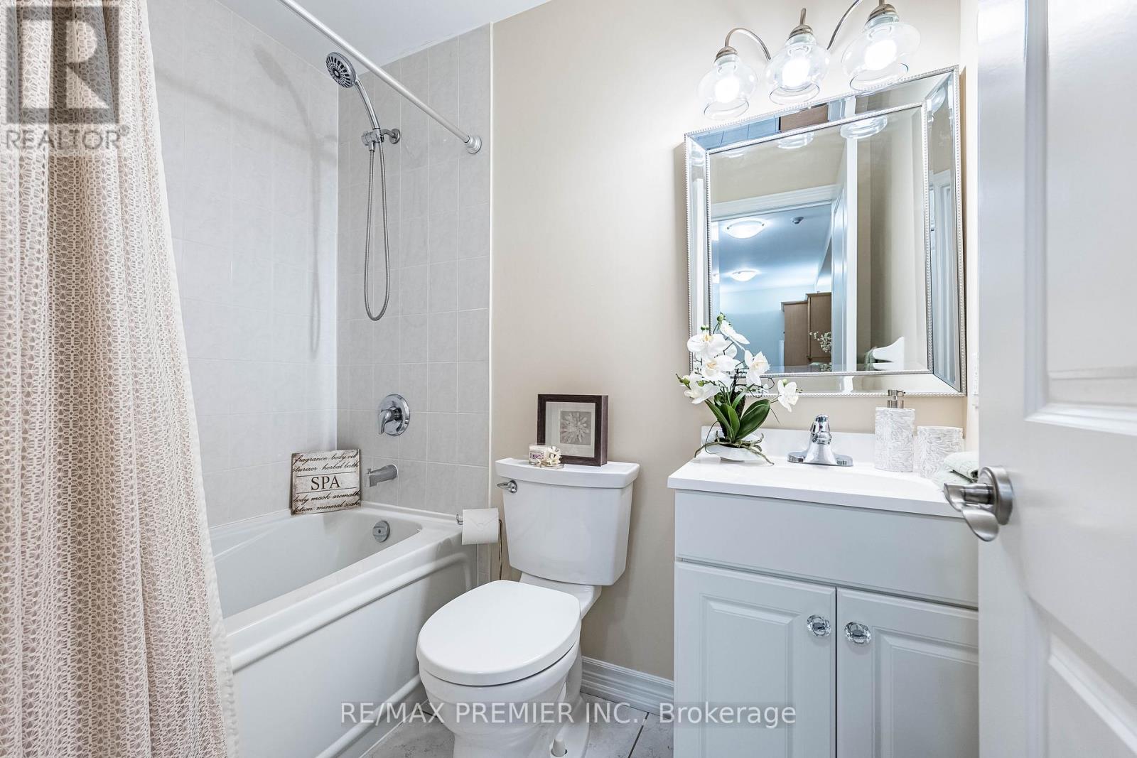 Unit 6 - 9519 Keele Street, Vaughan, Ontario  L6A 4A2 - Photo 31 - N12882936