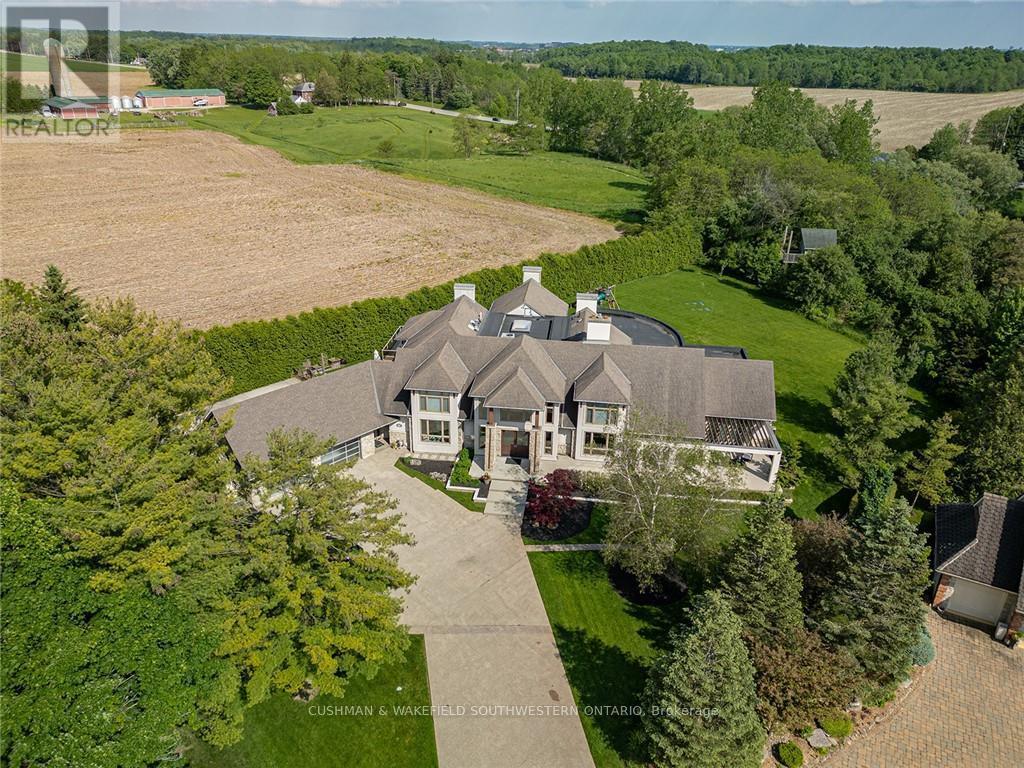 Photo 2 of 35 for 60 Sir Robert Place