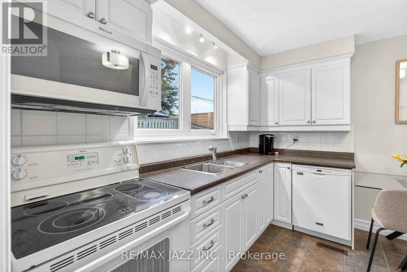 53 Oakdale Drive, Oshawa, Ontario  L1H 6W9 - Photo 16 - E12891678