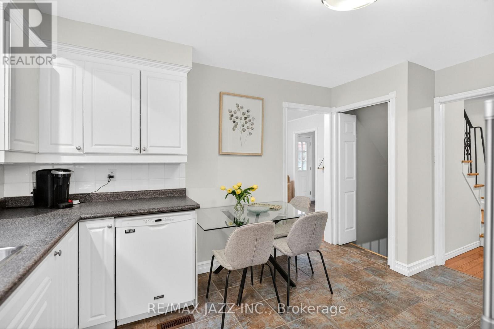 53 Oakdale Drive, Oshawa, Ontario  L1H 6W9 - Photo 17 - E12891678