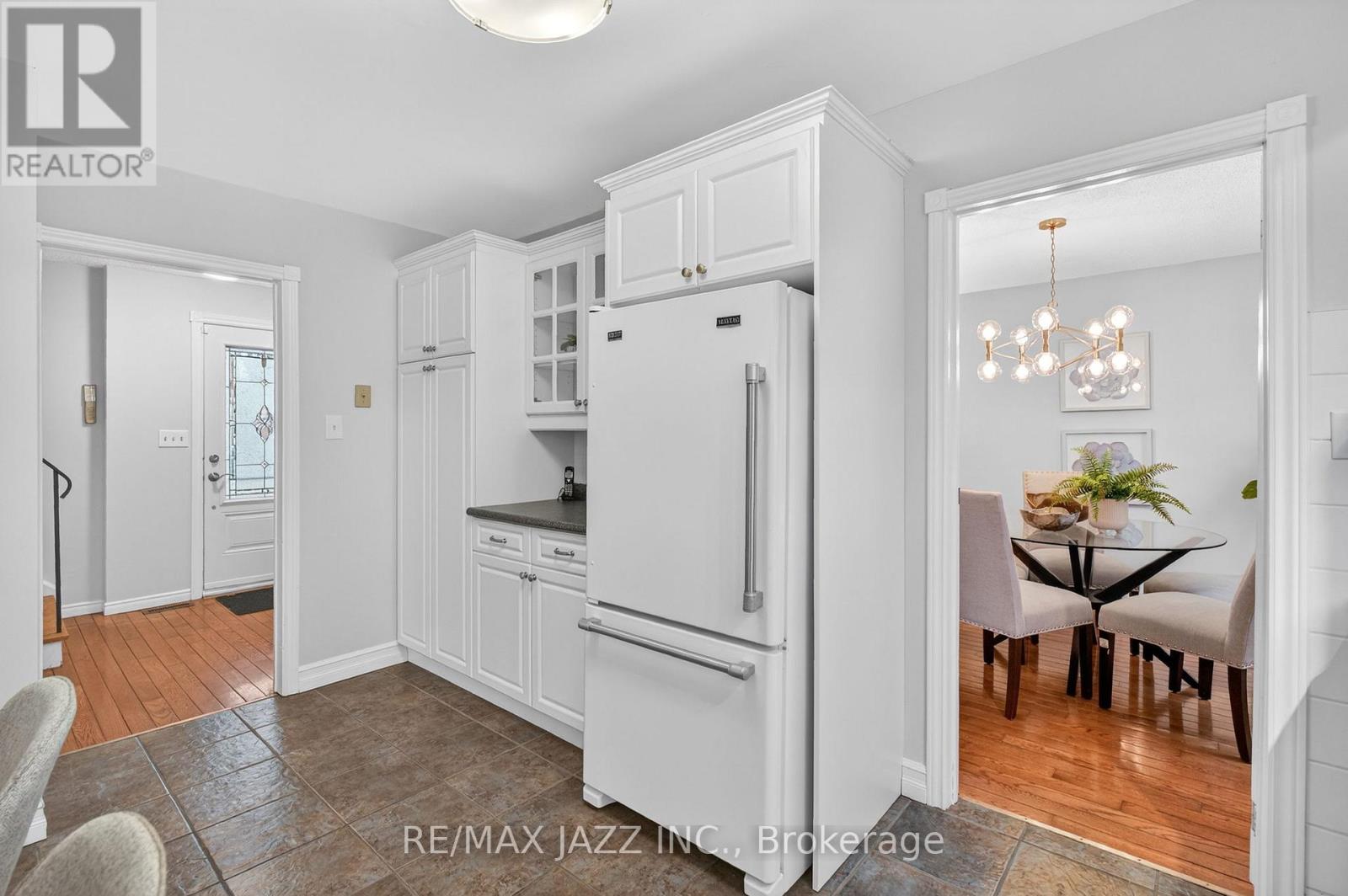 53 Oakdale Drive, Oshawa, Ontario  L1H 6W9 - Photo 18 - E12891678