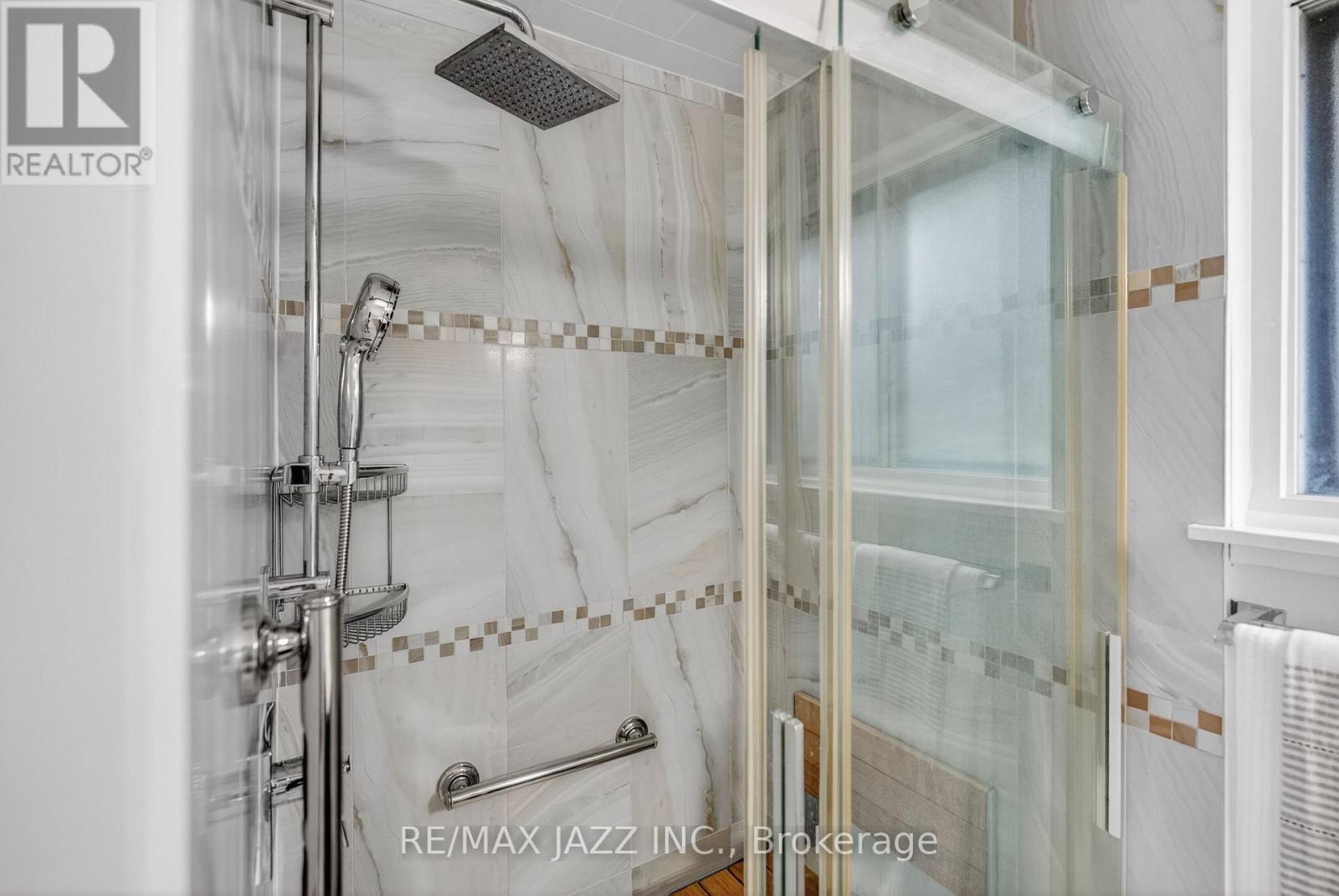 53 Oakdale Drive, Oshawa, Ontario  L1H 6W9 - Photo 30 - E12891678