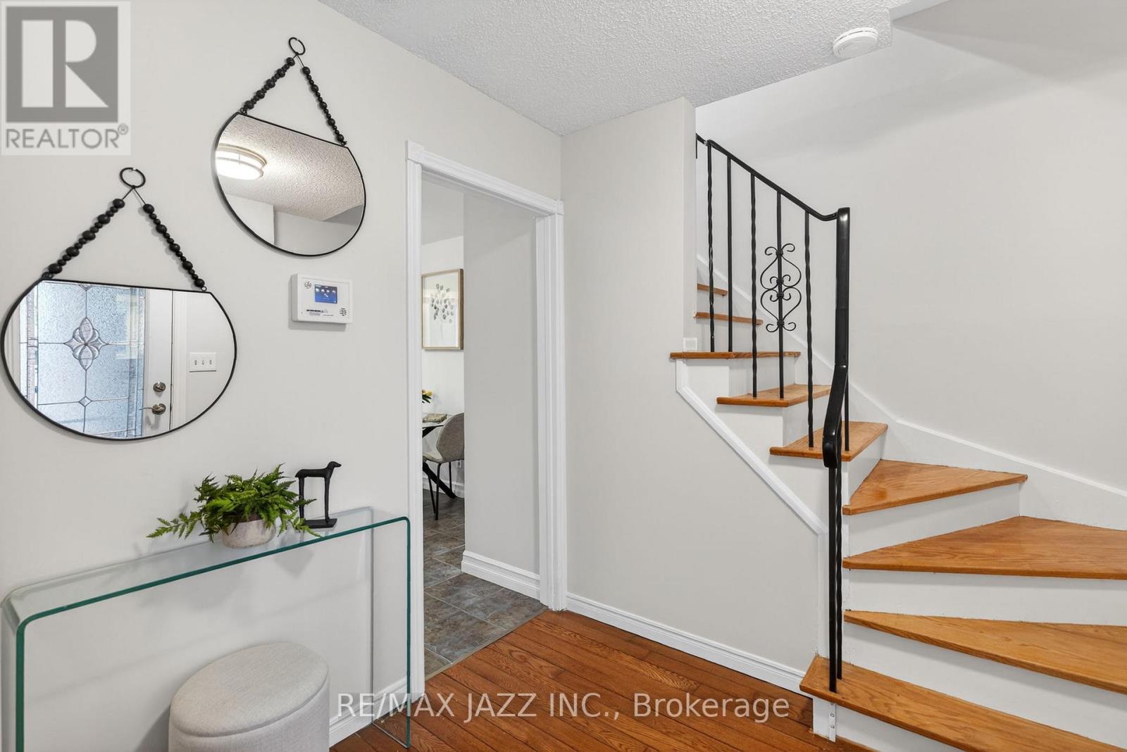 53 Oakdale Drive, Oshawa, Ontario  L1H 6W9 - Photo 8 - E12891678